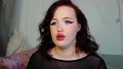 Snapshot of irinaart chatting on 01/12/25, 07:00 Irina online show from 01/12/25, 07:00