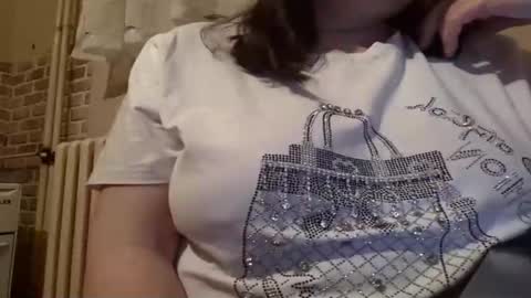 Snapshot of irinnak chatting on 03/06/25, 11:09 IrinnaK online show from 03/06/25, 11:09