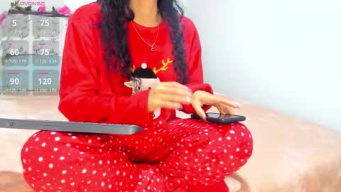 Snapshot of iris_evans__ chatting on 10/03/25, 07:33 iris online show from 10/03/25, 07:33