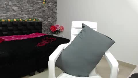 Snapshot of iris_joi chatting on 02/15/25, 05:41 Iirs online show from 02/15/25, 05:41