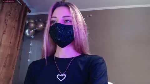 Lily online show from 11/22/25, 02:16