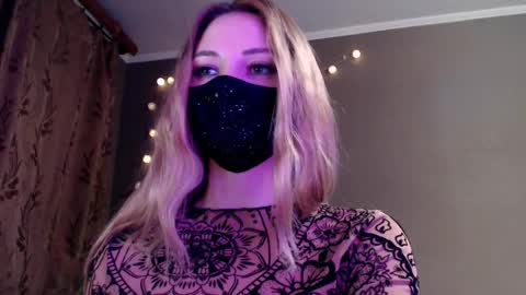 Lily online show from 03/26/26, 05:07