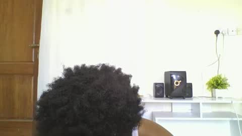 iris_love2 online show from 01/19/26, 01:15