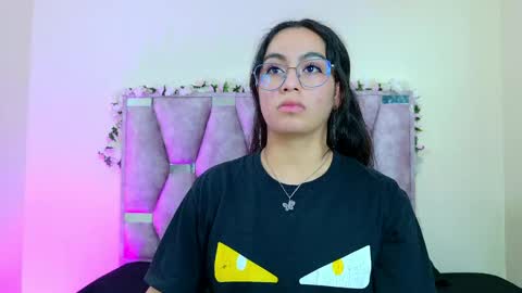 Iris online show from 04/19/26, 06:10