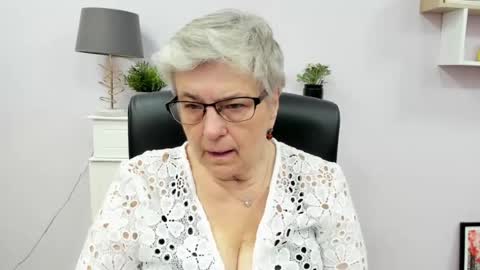 I R I S online show from 07/02/26, 06:08