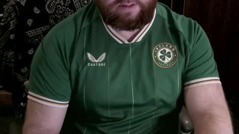 Snapshot of irishdaddy24 chatting on 12/06/24, 07:12 twitter theirishman205 online show from 12/06/24, 07:12