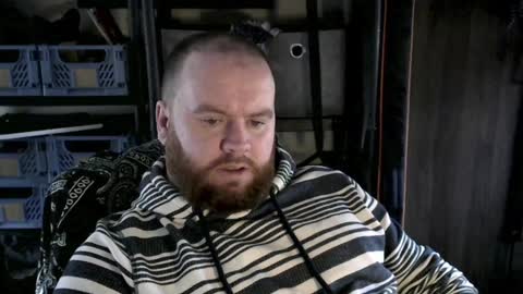 Snapshot of irishdaddy24 chatting on 12/08/24, 12:19 twitter theirishman205 online show from 12/08/24, 12:19