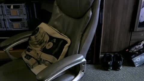 Snapshot of irishdaddy24 chatting on 12/28/24, 01:17 twitter theirishman205 online show from 12/28/24, 01:17