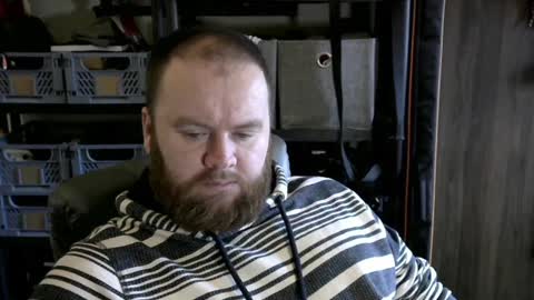 Snapshot of irishdaddy24 chatting on 12/29/24, 01:28 twitter theirishman205 online show from 12/29/24, 01:28