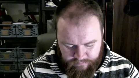 Snapshot of irishdaddy24 chatting on 01/09/25, 09:26 twitter theirishman205 online show from 01/09/25, 09:26