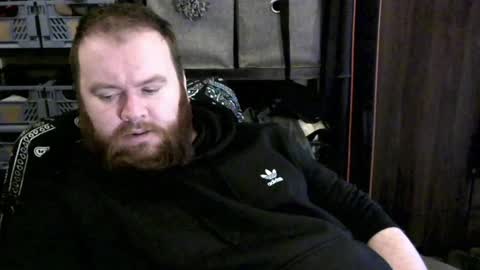 Snapshot of irishdaddy24 chatting on 01/26/25, 12:22 twitter theirishman205 online show from 01/26/25, 12:22