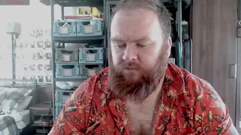 Snapshot of irishdaddy24 chatting on 09/15/25, 10:26 twitter theirishman205 online show from 09/15/25, 10:26