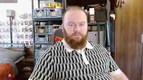 Snapshot of irishdaddy24 chatting on 10/11/25, 12:04 twitter theirishman205 online show from 10/11/25, 12:04