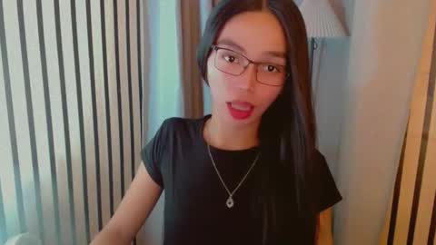 IRISH AND TRIXIE online show from 03/28/26, 02:33