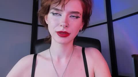 Snapshot of irisice chatting on 12/30/24, 11:17 Miss Iris Fansly Miss Iris new inst.  online show from 12/30/24, 11:17