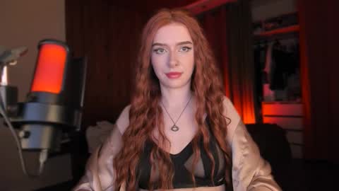 Snapshot of irisice chatting on 10/21/25, 06:08 Miss Iris Fansly Miss Iris new inst.  online show from 10/21/25, 06:08