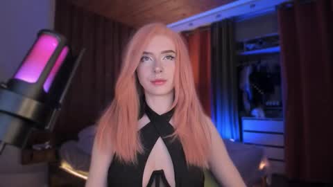 Snapshot of irisice chatting on 11/25/25, 07:47 Miss Iris Fansly Miss Iris new inst. online show from 11/25/25, 07:47