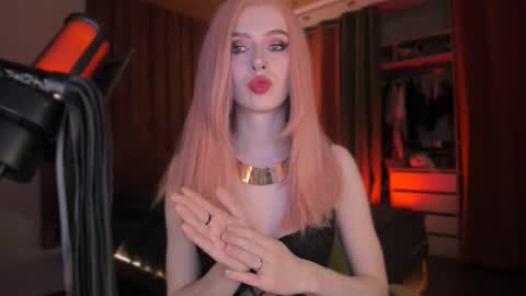 Snapshot of irisice chatting on 12/05/25, 09:00 Miss Iris Fansly Miss Iris new inst. online show from 12/05/25, 09:00