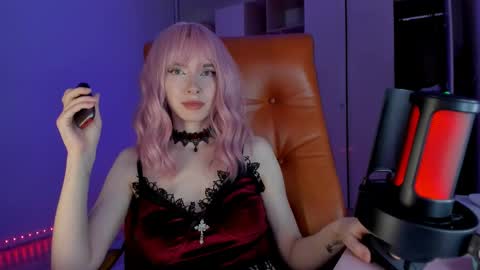 Miss Iris Fansly Miss Iris new inst.  online show from 05/03/26, 03:51