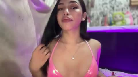 Snapshot of iriss_fox chatting on 11/01/25, 10:23 iriss_fox online show from 11/01/25, 10:23