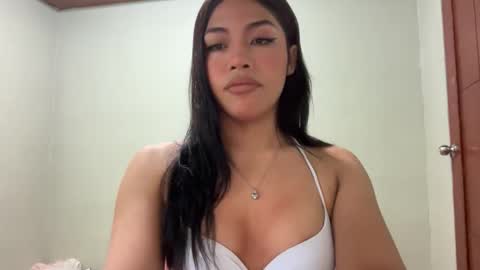 Snapshot of iriss_fox chatting on 11/22/25, 01:59 iriss_fox online show from 11/22/25, 01:59