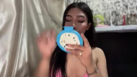 Snapshot of iriss_fox chatting on 12/05/25, 10:57 iriss_fox online show from 12/05/25, 10:57