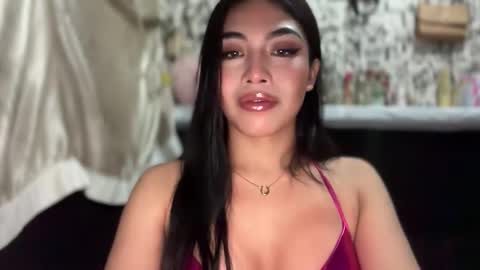 Snapshot of iriss_fox chatting on 01/19/26, 05:11 iriss_fox online show from 01/19/26, 05:11