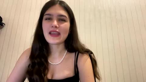 irisss31 online show from 01/25/25, 05:51