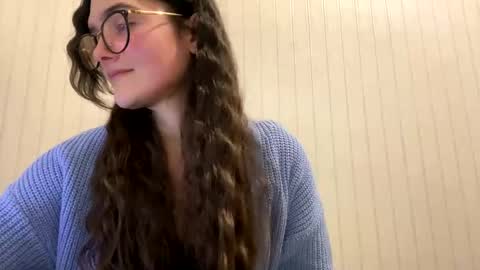 irisss31 online show from 02/12/25, 07:13