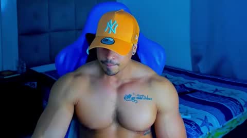 Snapshot of iron_coleman chatting on 02/17/25, 06:09 Iron online show from 02/17/25, 06:09