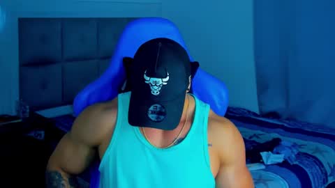 Snapshot of iron_coleman chatting on 02/18/25, 04:58 Iron online show from 02/18/25, 04:58