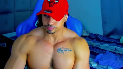 Snapshot of iron_coleman chatting on 02/19/25, 07:28 Iron online show from 02/19/25, 07:28
