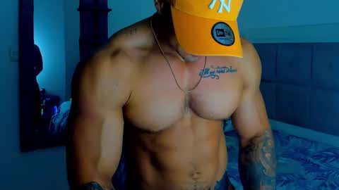 Snapshot of iron_coleman chatting on 09/30/25, 04:01 Iron online show from 09/30/25, 04:01