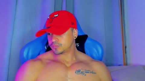 Iron online show from 11/23/25, 06:24