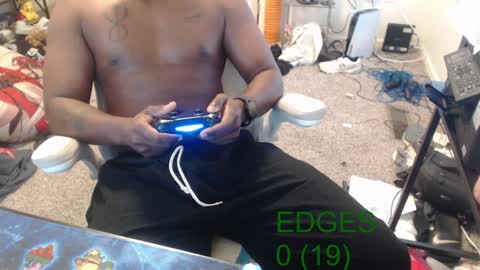 Snapshot of ironbloodedorphan chatting on 12/20/24, 03:53 Chi online show from 12/20/24, 03:53