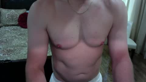 Snapshot of ironwoodbusy1986 chatting on 10/05/25, 04:38 Leo online show from 10/05/25, 04:38