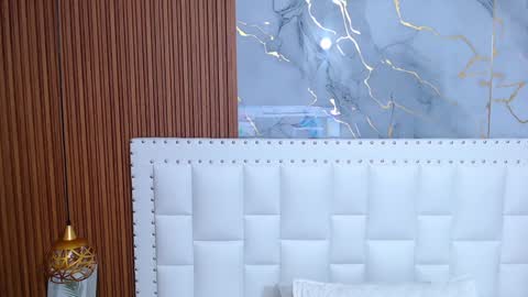 Sandy  online show from 01/18/25, 12:26