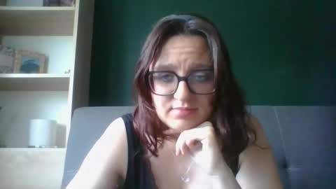 Snapshot of irresistibleparis chatting on 06/03/26, 05:32 Paris online show from 06/03/26, 05:32