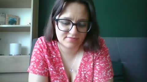 Snapshot of irresistibleparis chatting on 06/19/26, 05:34 Paris online show from 06/19/26, 05:34