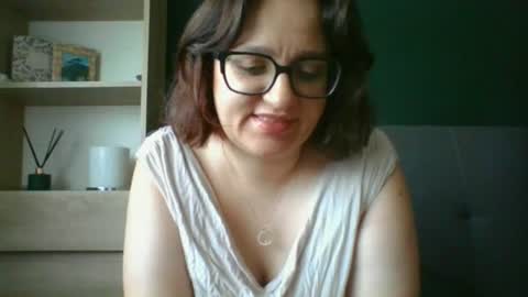 Snapshot of irresistibleparis chatting on 07/03/26, 05:25 Paris online show from 07/03/26, 05:25