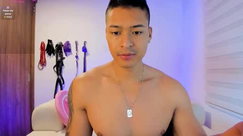 Snapshot of irvinepassion chatting on 02/13/26, 10:11 WILL ANDREW online show from 02/13/26, 10:11