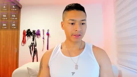 Snapshot of irvinepassion chatting on 02/15/26, 10:03 WILL ANDREW online show from 02/15/26, 10:03