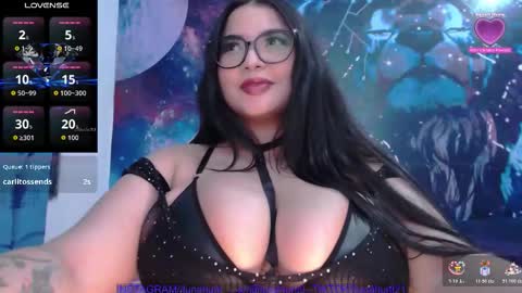 Snapshot of is_candy_west_ chatting on 11/11/25, 05:02 Dani online show from 11/11/25, 05:02