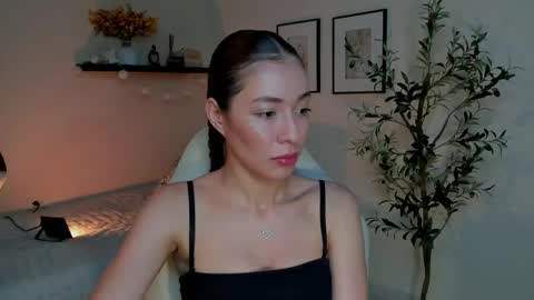 isa_____ online show from 04/16/26, 02:45