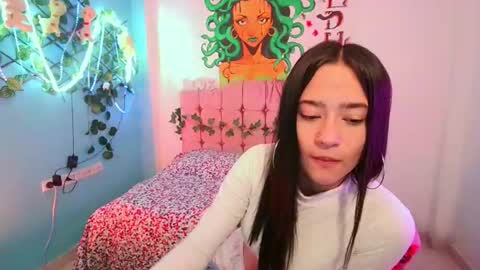 Snapshot of isa__rodriguez chatting on 07/06/26, 11:29 isa__rodriguez online show from 07/06/26, 11:29