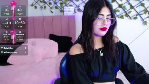 Snapshot of isa_bunny18 chatting on 01/14/26, 08:47 isabela online show from 01/14/26, 08:47