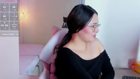 Isa online show from 02/07/26, 02:59