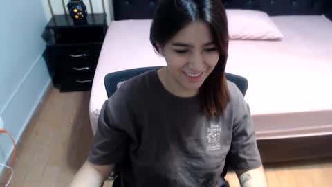 Isa online show from 03/17/26, 02:09