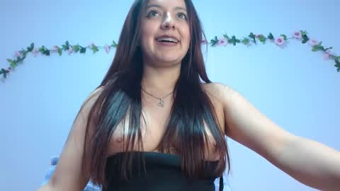 Snapshot of isa_jones1 chatting on 02/01/25, 04:35 isa_jones1 online show from 02/01/25, 04:35