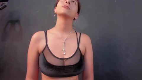 Snapshot of isa_kis_1 chatting on 01/13/25, 11:30 Isabella online show from 01/13/25, 11:30